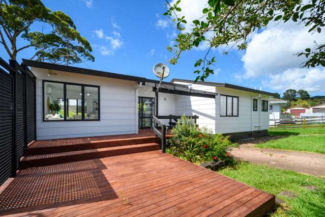 39 Meadowvale Rise Titirangi_1