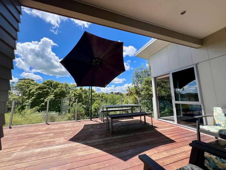 5c Sunshine Rise Raglan_57