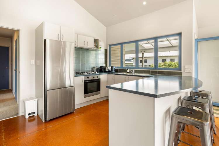 15 The Crows Nest Cooks Beach_4