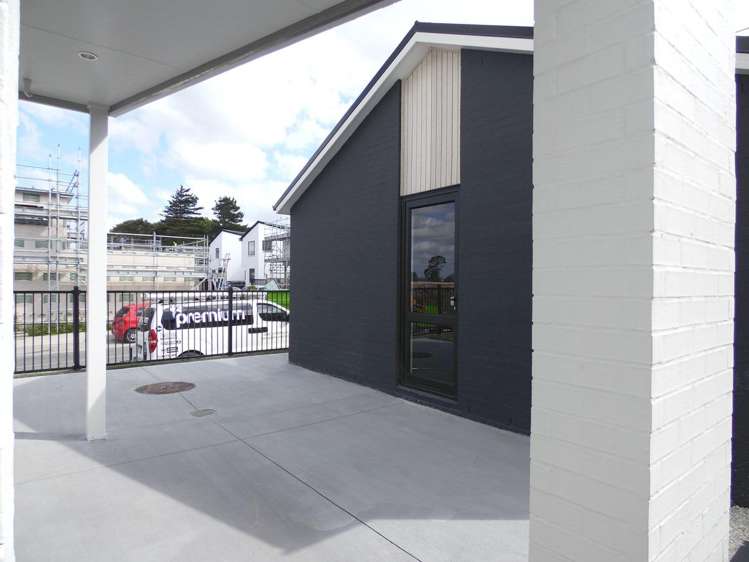 9 Frances Bryers Road Hobsonville_3