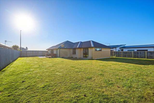 Big Land. Prime Location. Owners Want It SOLD!
