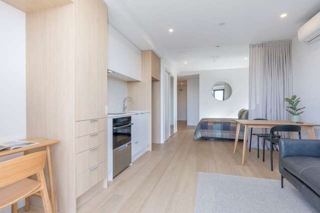 801/2B Te Ara Taurapa Point Chevalier_4
