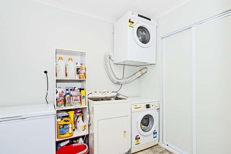 17 Korimako Avenue Otatara_20