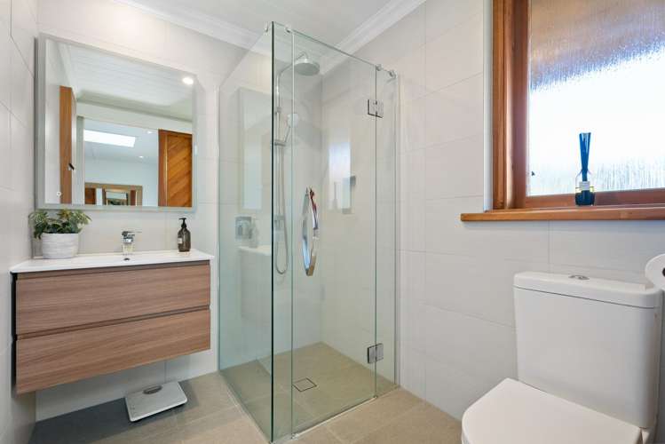 97A Hutchinson Avenue New Lynn_10