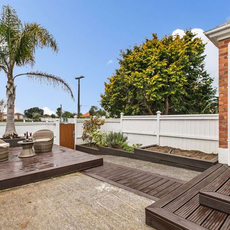 18 State Avenue Onehunga_13