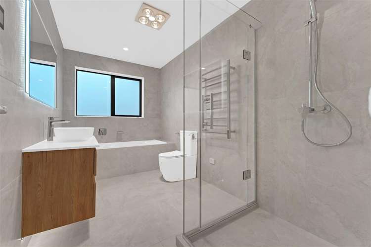 4 Hutukawa Drive Beachlands_23