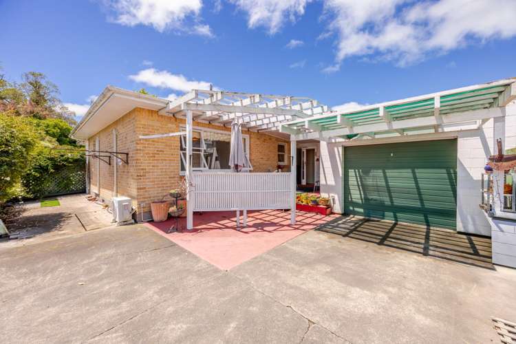 603 Queen Street East Parkvale_14