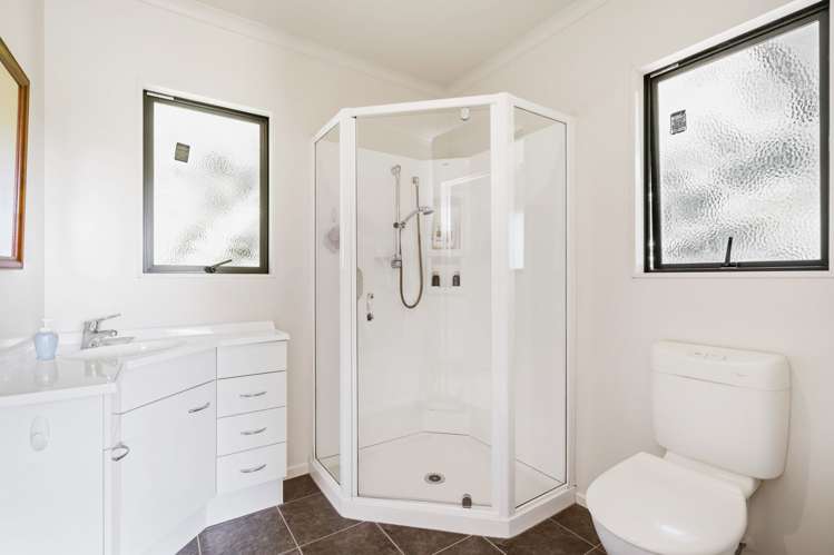 76 Forest View Road Kamo_18