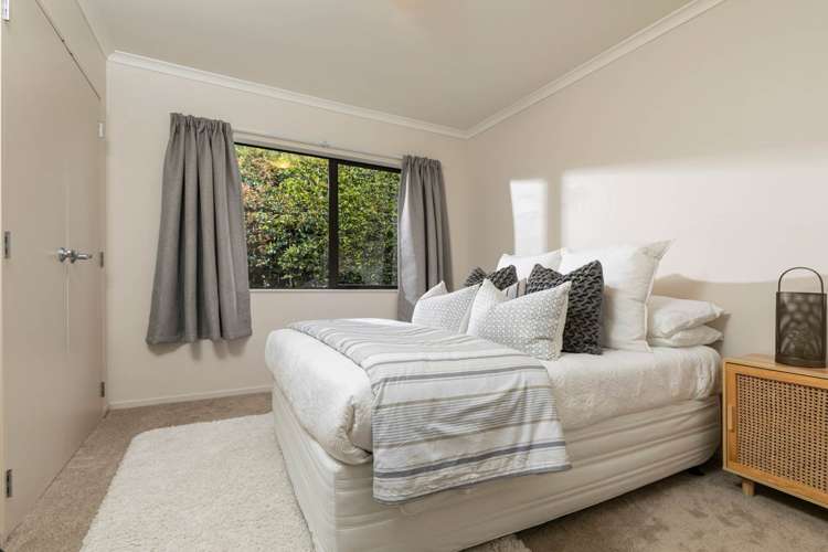 7 Cutter Place Greenhithe_16