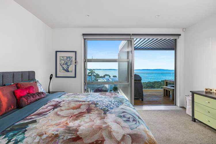 202 Vipond Road Stanmore Bay_11