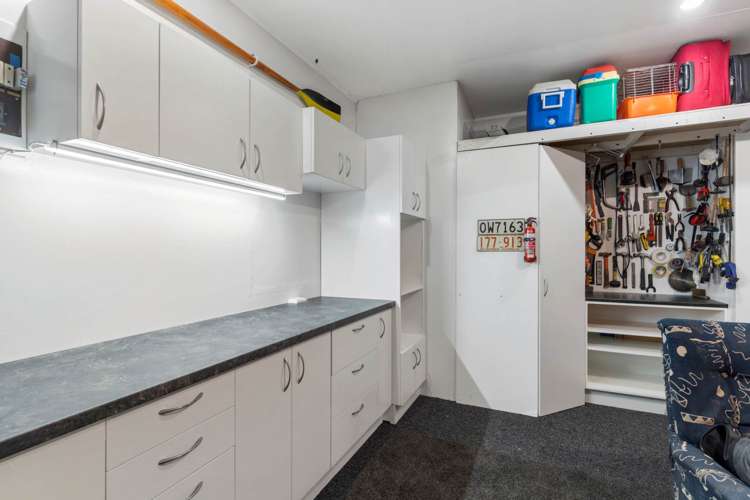 7 Lakeside Drive Pahurehure_21