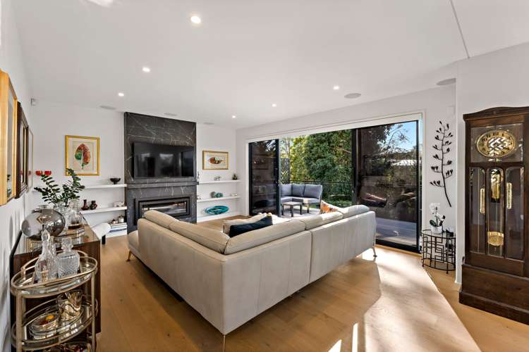 2/204 Riddell Road Glendowie_16