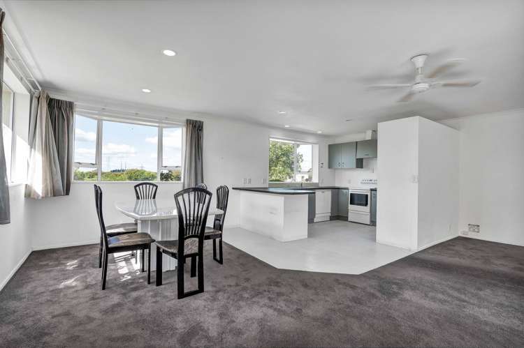 23 Swansea Road Stratford_3