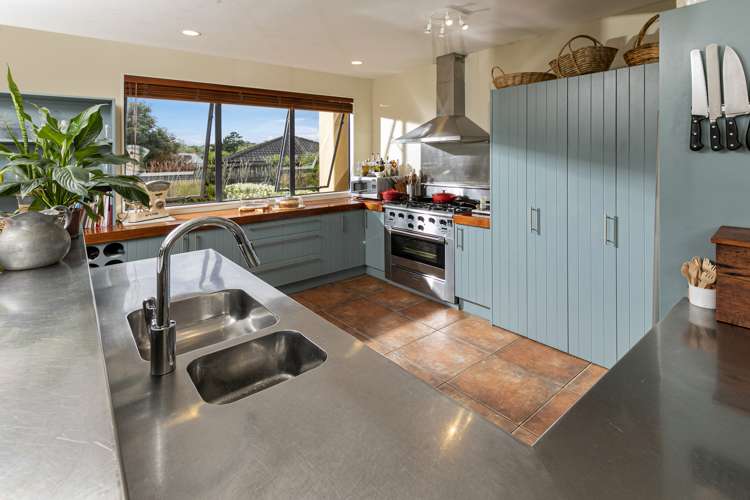 6 Grassfield Place Waimauku_9