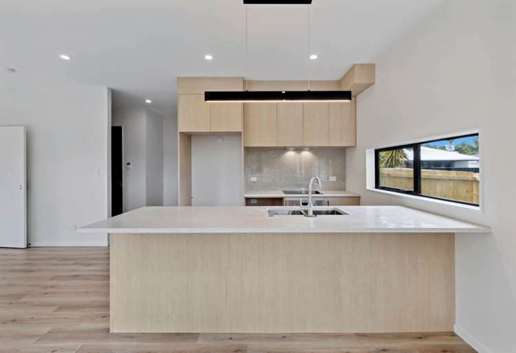 7/58 Sylvan Crescent Te Atatu South_5