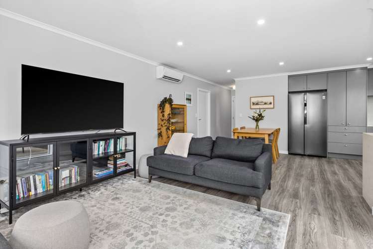 17 West Place Greenmeadows_7