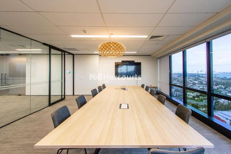 Level 13/5-7 Byron Avenue Takapuna_9