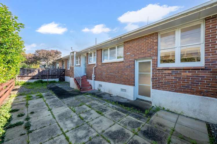 2/21 Kings Road Panmure_16