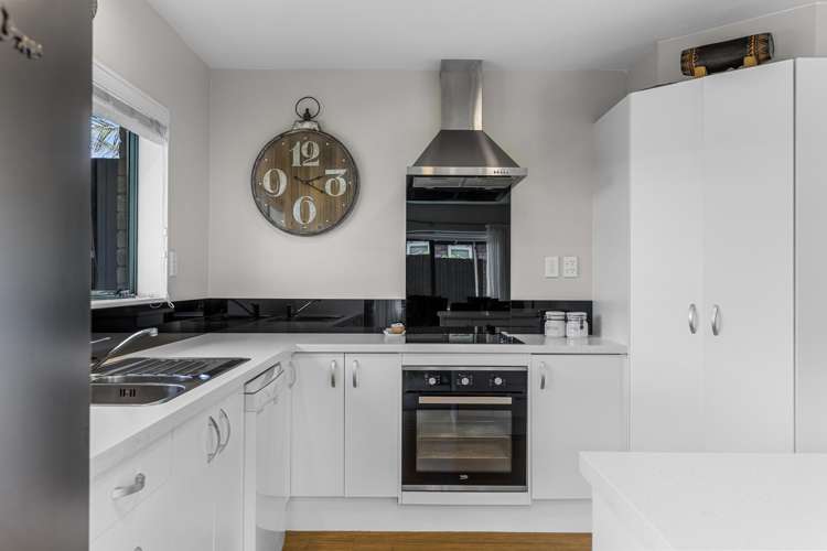 21 Romana Crescent Papamoa_7