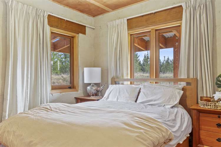 2581 South Eyre Road West Eyreton_6