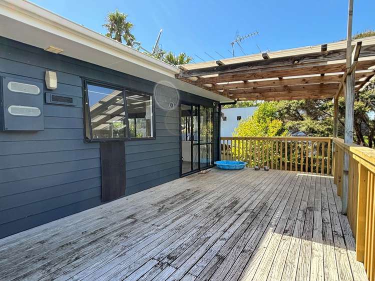 209 Whangaparaoa Road Red Beach_11