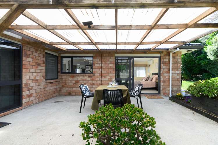 26a Busby Street Blockhouse Bay_16