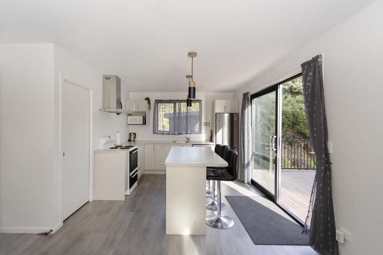 10 Bute Street Moeraki_10