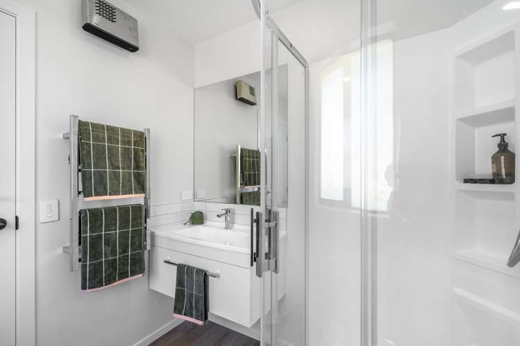 318 Crinan Street Georgetown_13