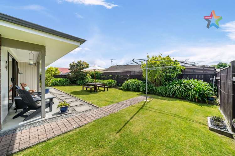 25 Waddington Drive Naenae_23