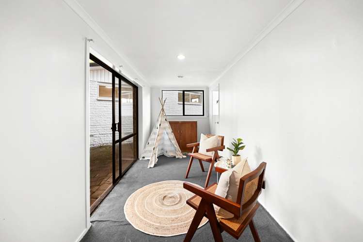20 Splitt Avenue Glenview_23