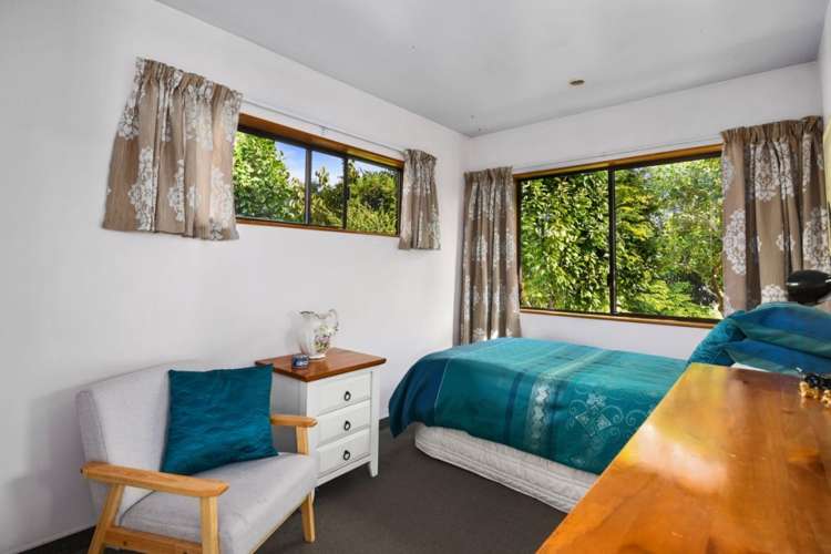 44 Farnham Drive Richmond_12