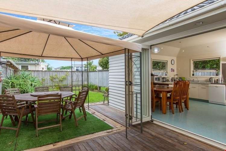 9 Toru Street Te Atatu Peninsula_16