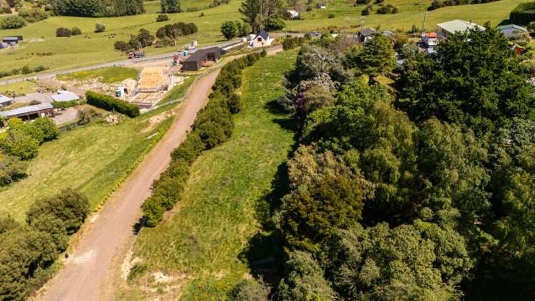 38 Cemetery Road Wainui_11