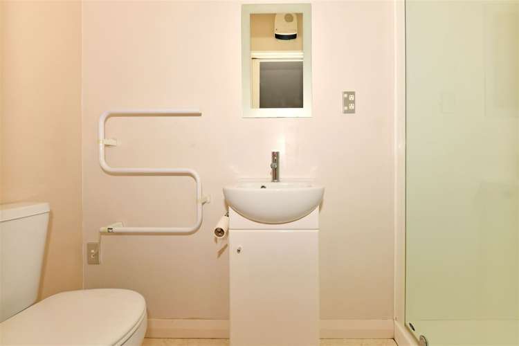 8d Broadbent Street Riccarton_6