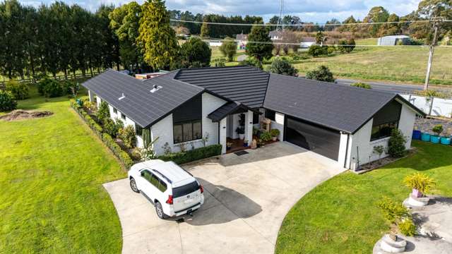 Owners Have Purchased - Rural Living In Newstead!