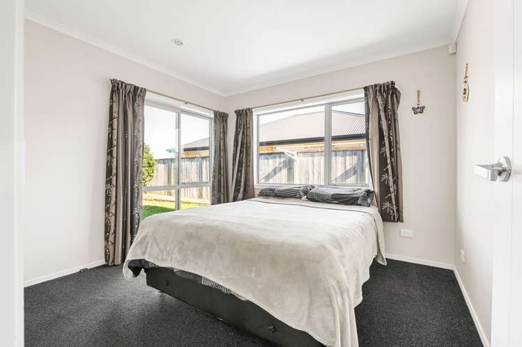 9A + 9B Foxbury Court Rototuna North_18