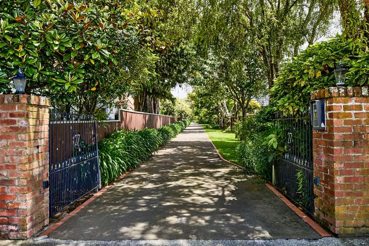 27 Military Road Boulcott_1