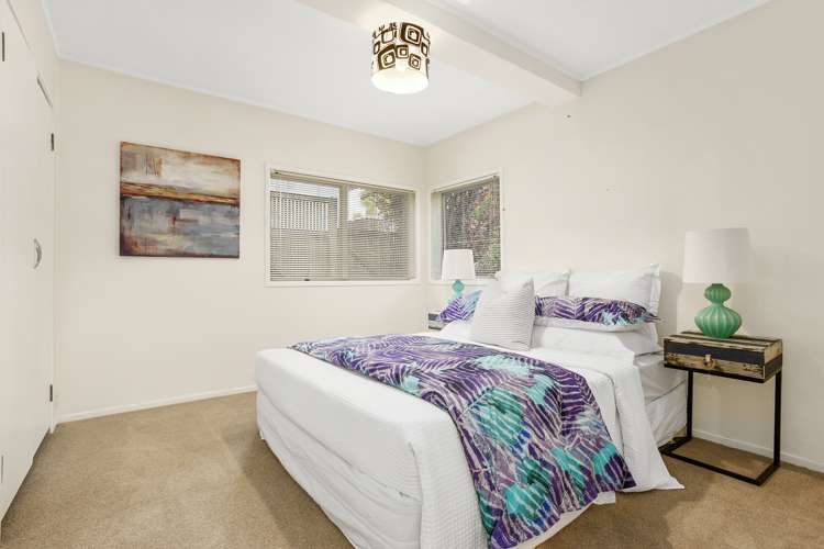 6 Lemnos Place Titirangi_11