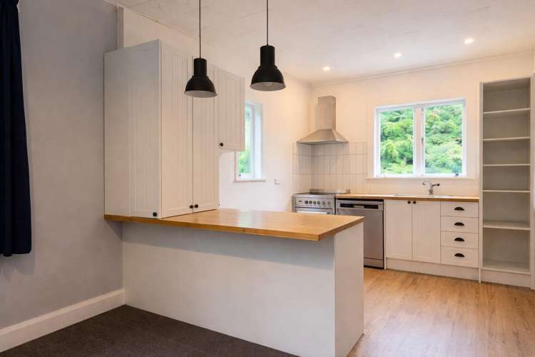  1/6 Balfour Street_0