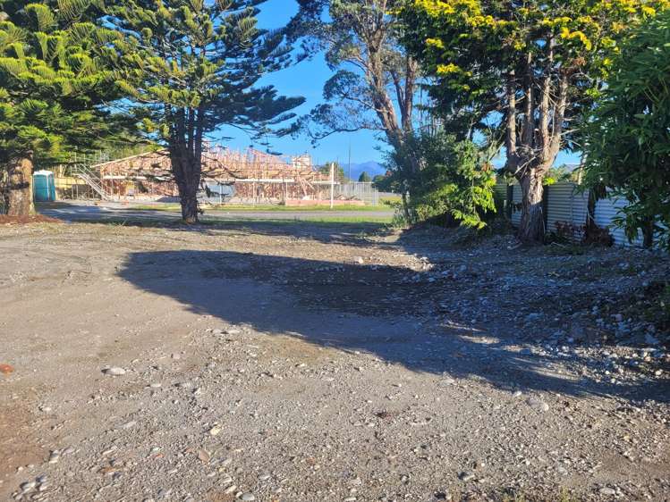 160 Weld Street Hokitika_7