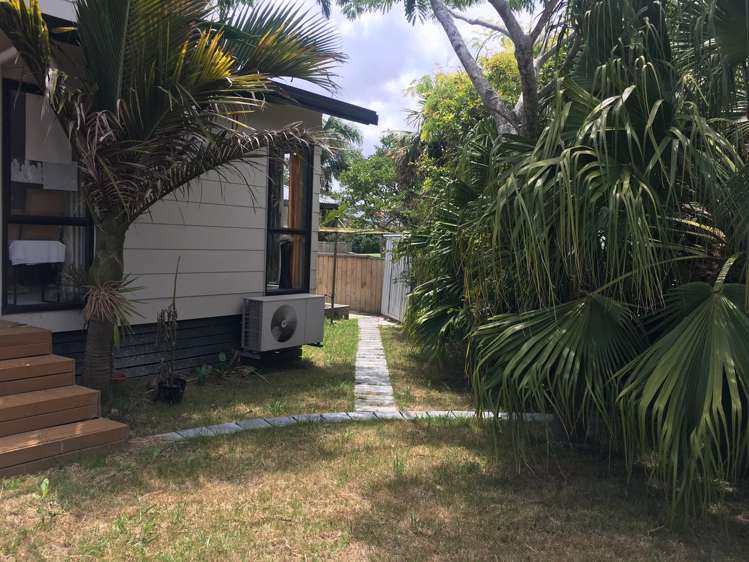 681b Hillsborough Road Mount Roskill_1