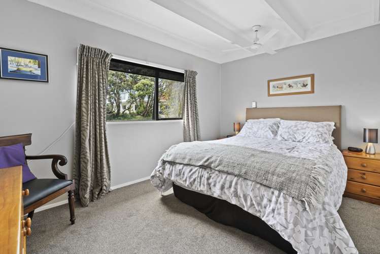 16 Waiau Street Torbay_11