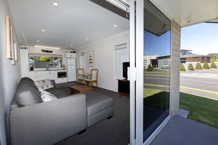 2 Oakwood Drive Highlands Park_19