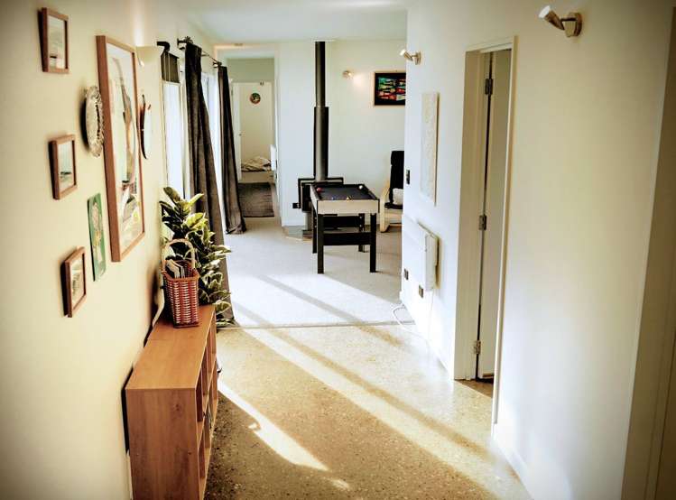 8 Invincible Drive Glenorchy_3