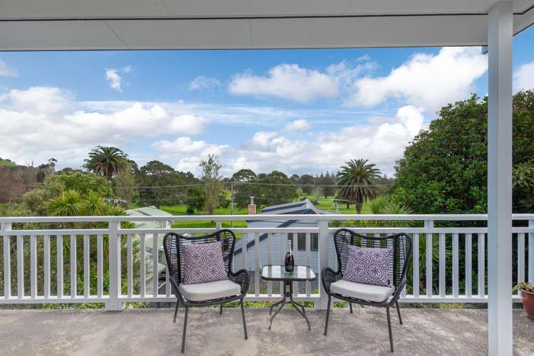 4a Morrison Avenue Narrow Neck_2