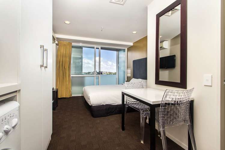 1419/10 Waterloo Quadrant Auckland Central_3
