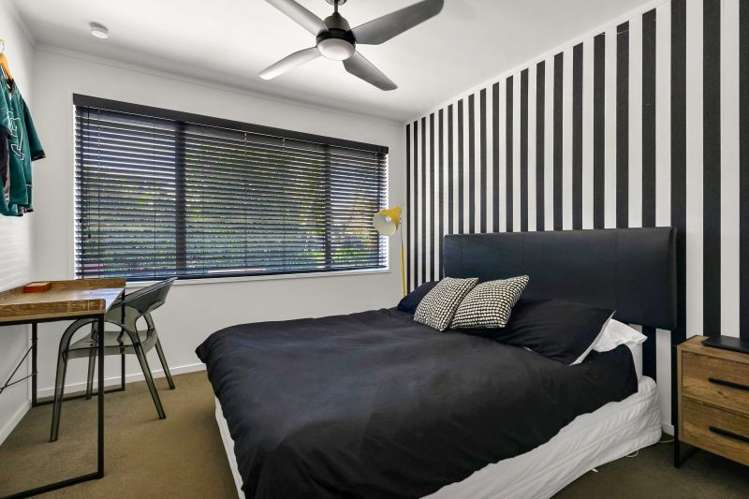 12 Mclaren Place Chedworth_15