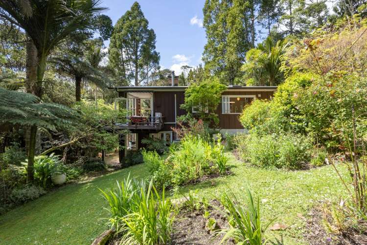 180 Atkinson Road Titirangi_18