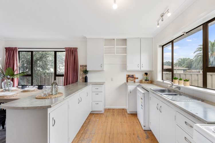 40 Harold Holt Avenue Onekawa_12