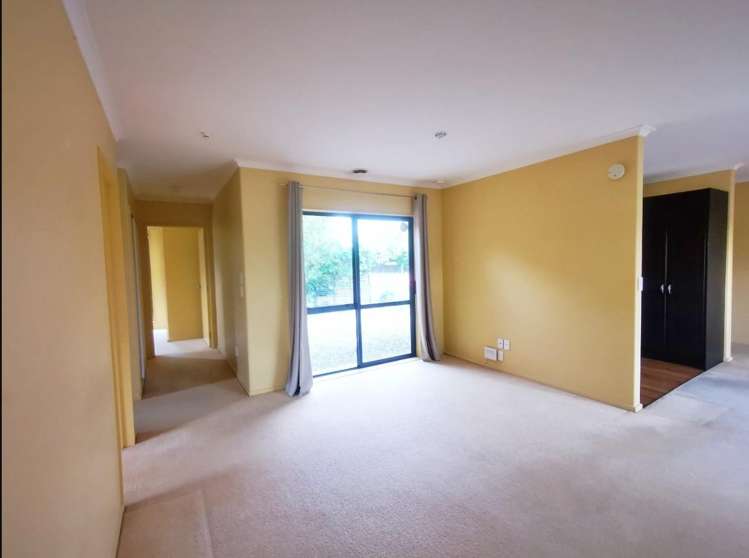 181 Old Farm Road Hamilton East_4